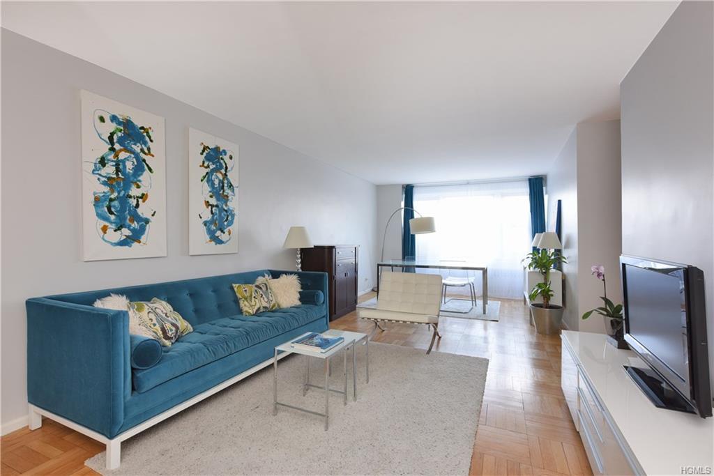 4525 Henry Hudson Parkway - Photo 1