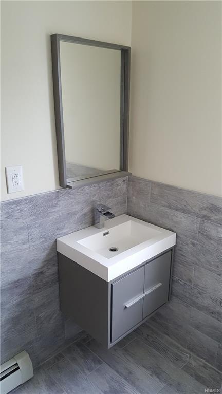 308 Franklin Avenue - Photo 1