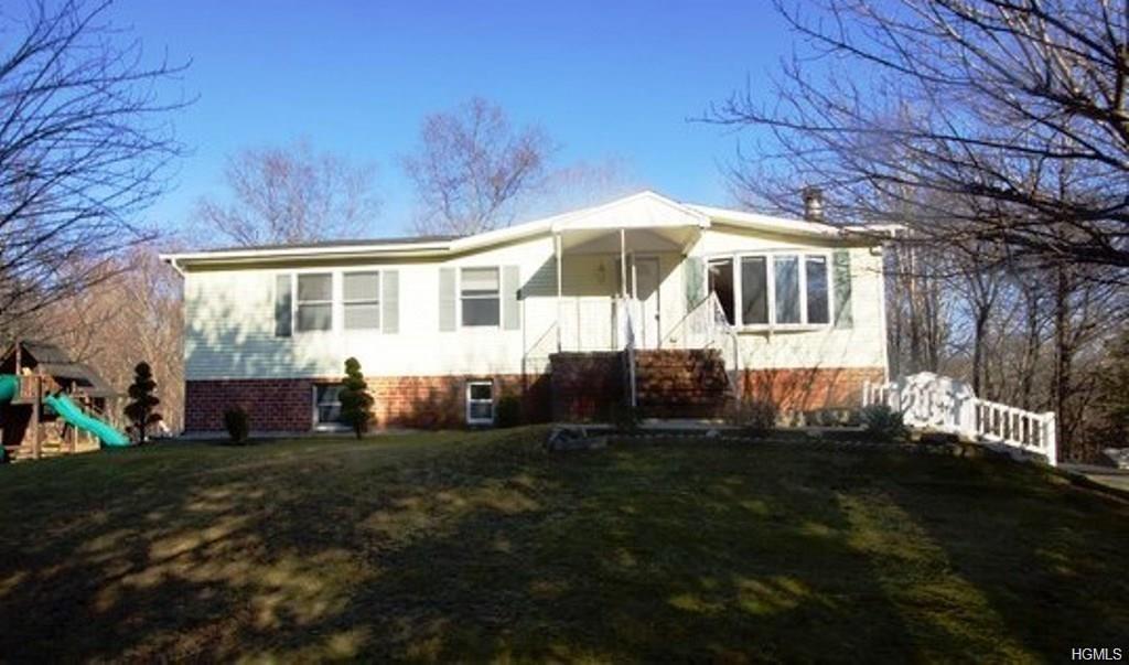 32 Glenna Drive - Photo 1