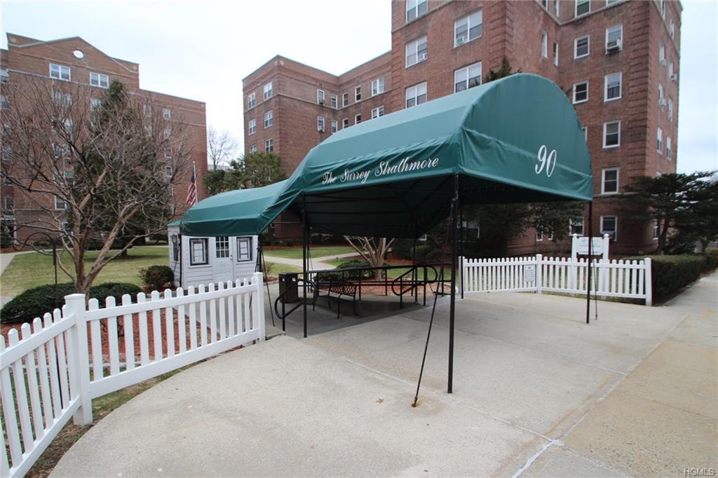 90 Bryant Avenue - Photo 1