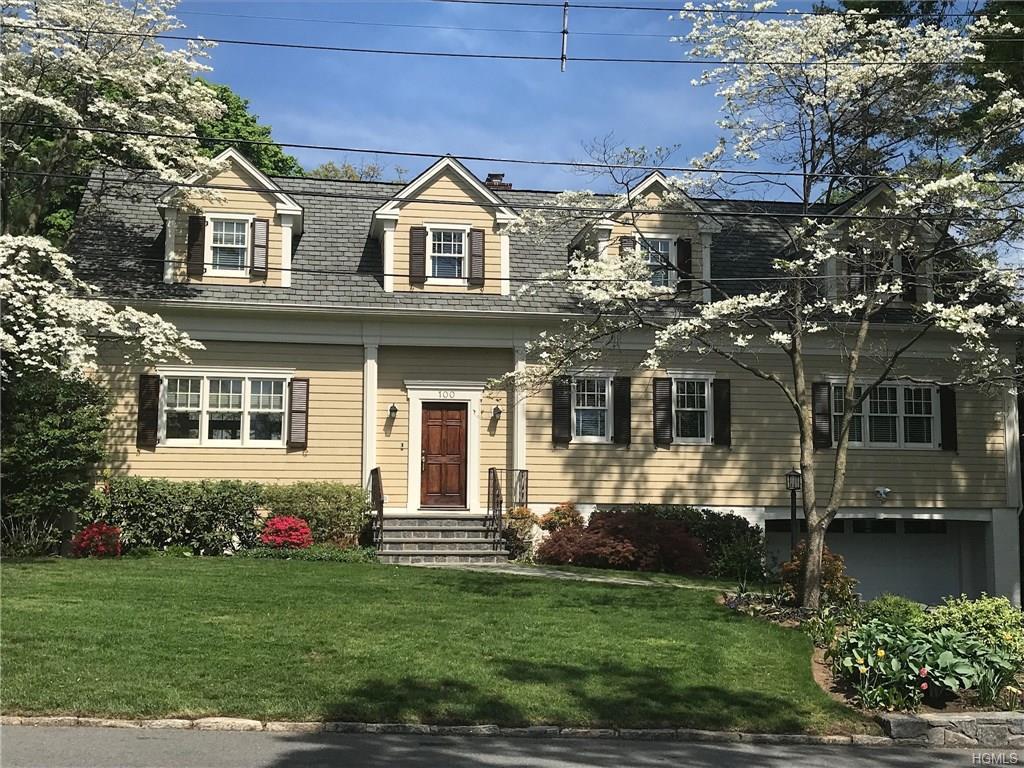 100 Siwanoy Boulevard - Photo 1