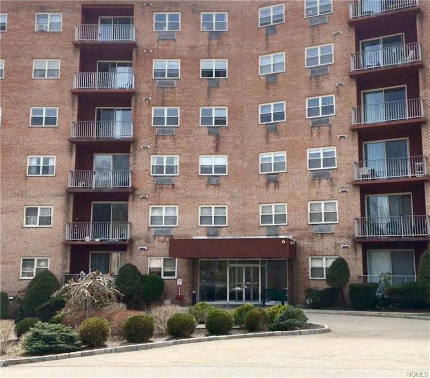 1 Lakeview Drive - Photo 1