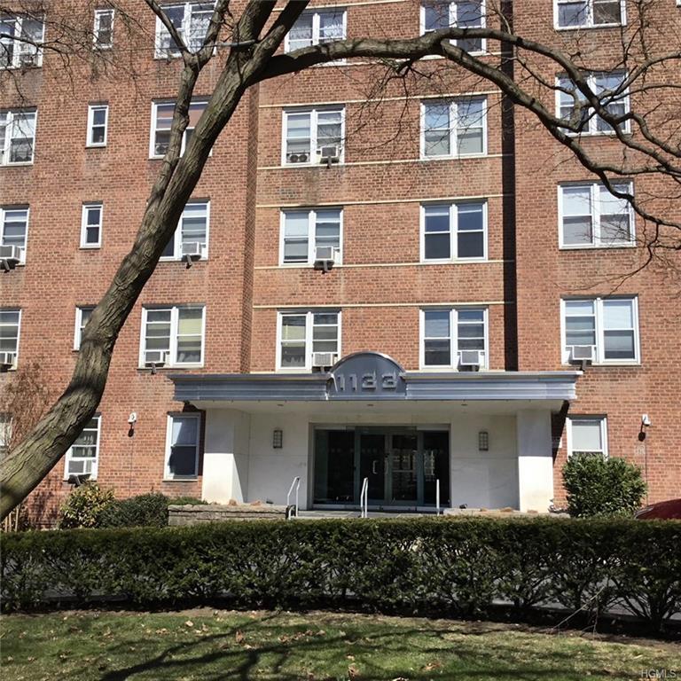 1133 Midland Avenue - Photo 1
