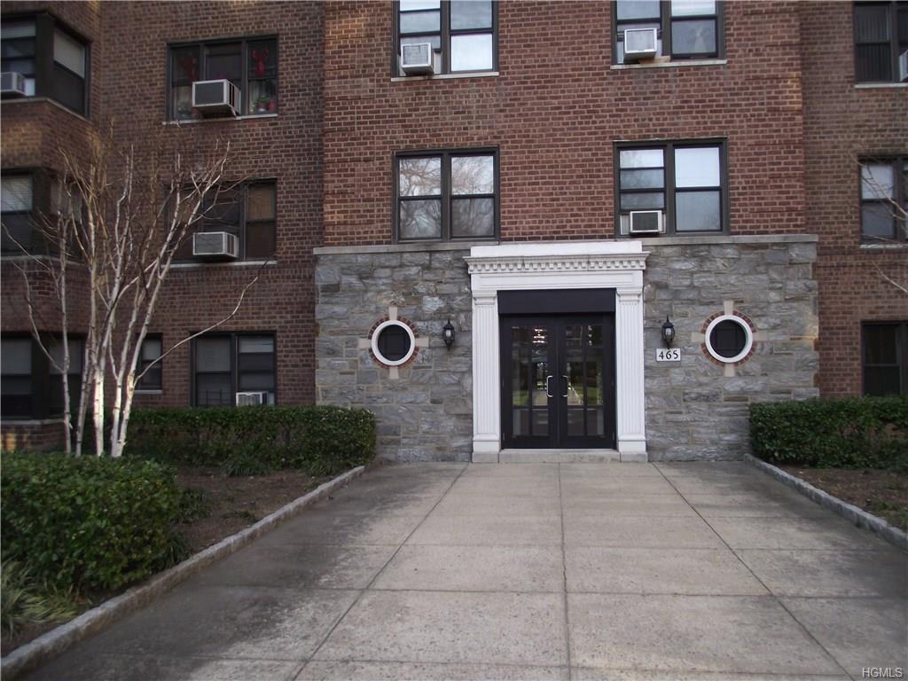 465 Lincoln Avenue - Photo 1