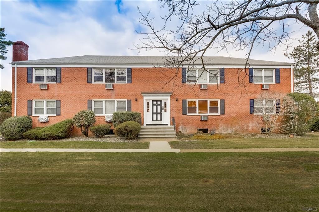 6 Lenox Court - Photo 1
