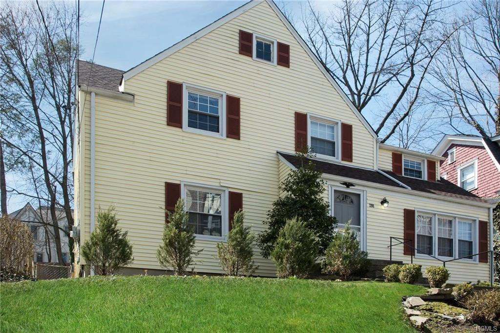 291 Bronxville Road - Photo 1