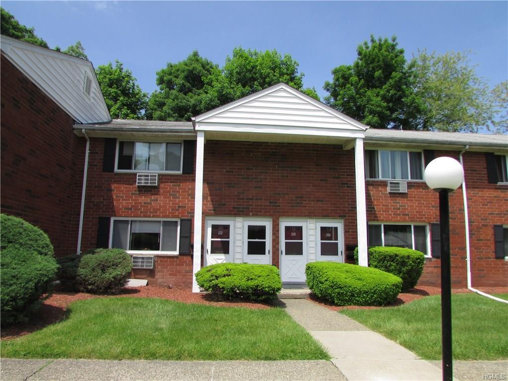 110 Manor Drive - Photo 1