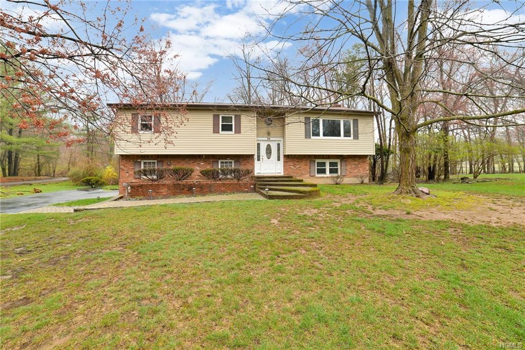 26 Dawn Lane - Photo 1