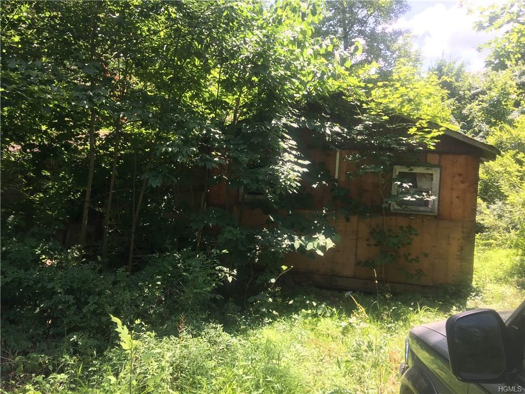 7 Pioneer Trail - Photo 1