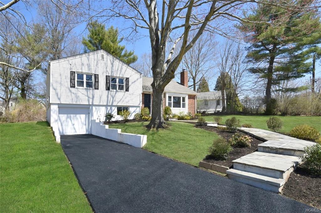 20 Amherst Drive - Photo 1