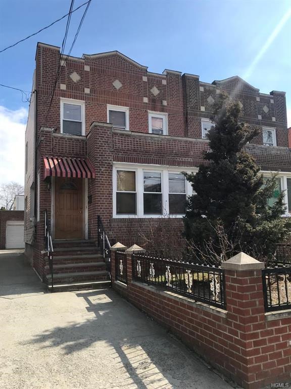 2330 Laconia Avenue - Photo 1