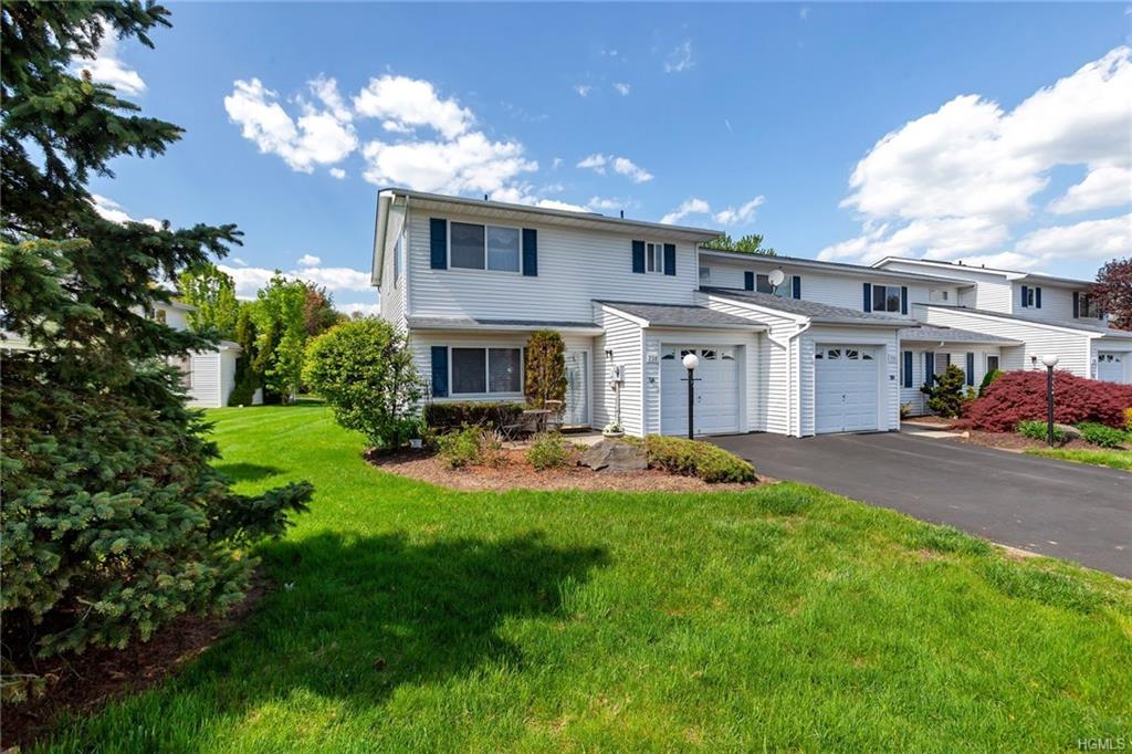 758 Hewitt Lane - Photo 1