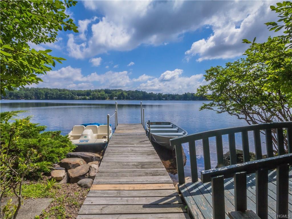 138 Lake Shore W Drive - Photo 1