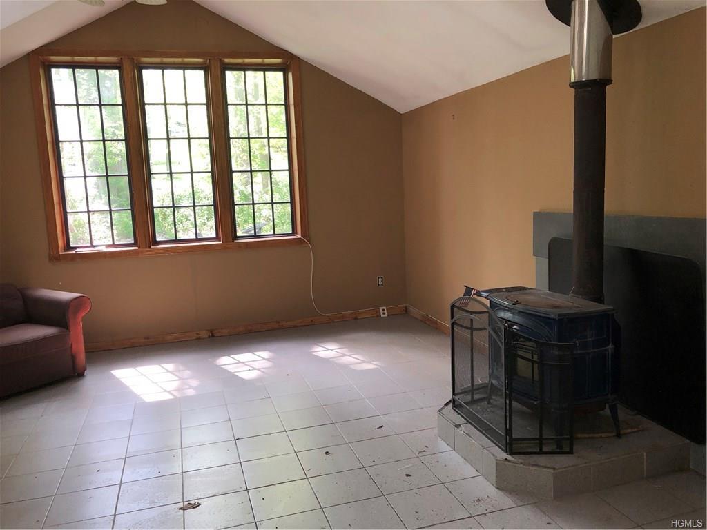 20 South Lane - Photo 1