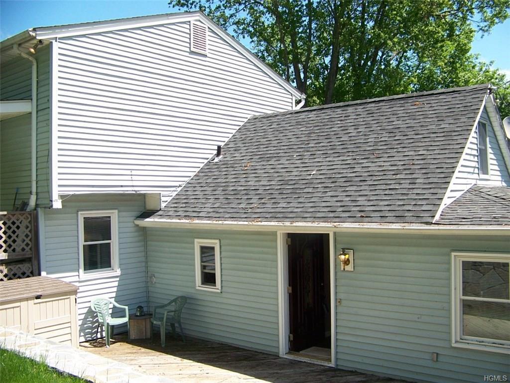 5 Lacona Drive - Photo 1