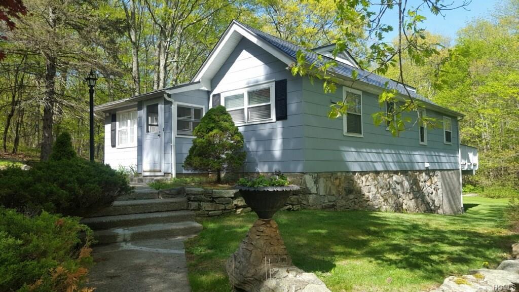 85 White Pond Road - Photo 1