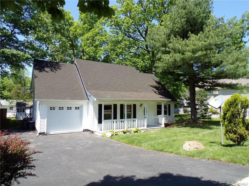 7 Princeton Drive - Photo 1