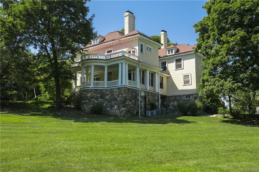 193 Central Drive - Photo 1