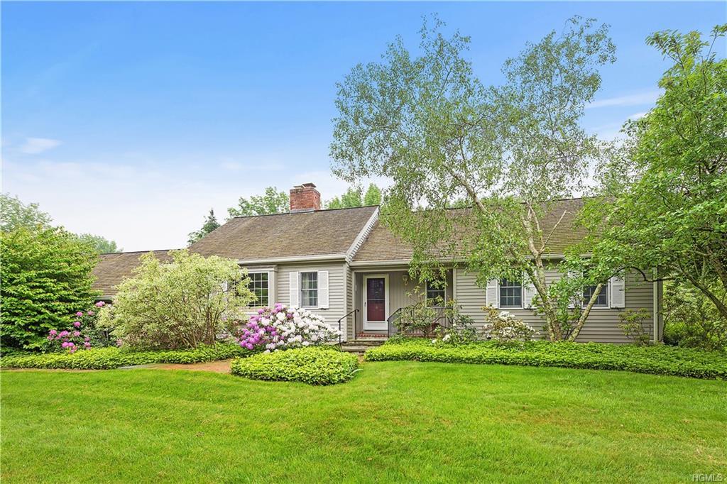 8 Hunt Farm Road - Photo 1