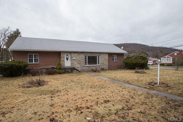 106 Kingston Avenue - Photo 1