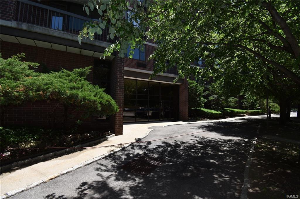 777 Macquesten Parkway - Photo 1