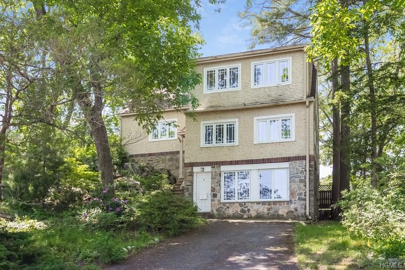 1 Hendrie Drive - Photo 1