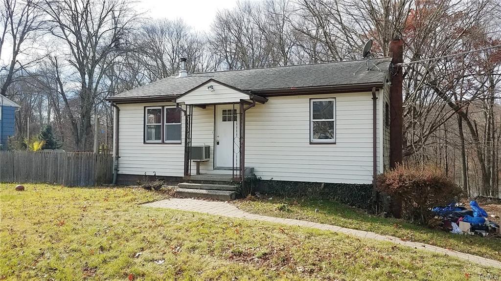 317 Overlook Court - Photo 1