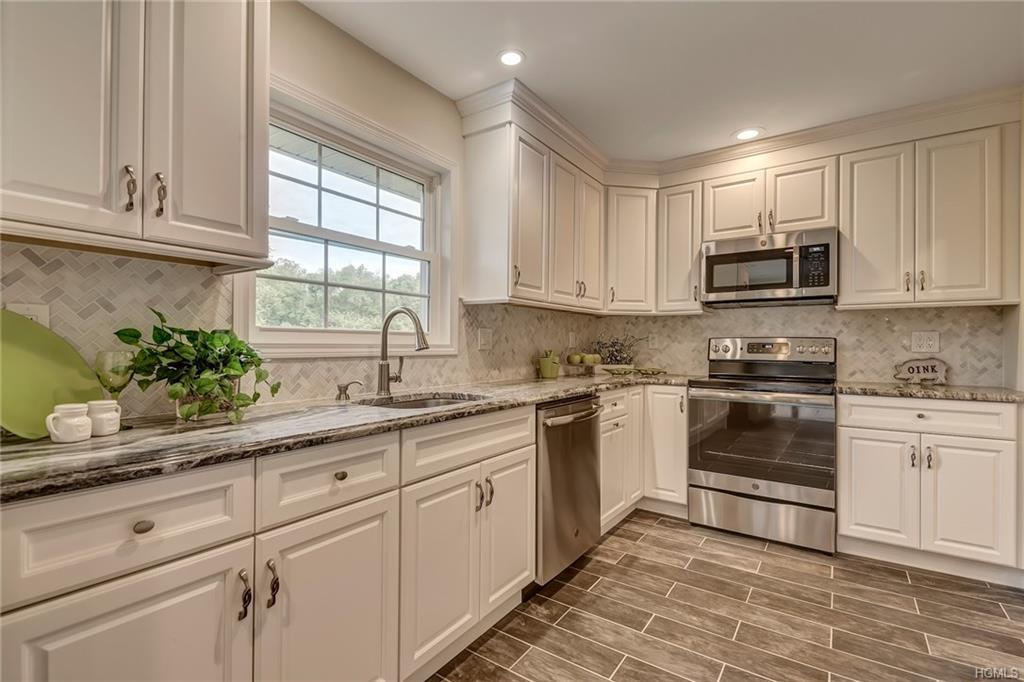 21 Cook Drive - Photo 1