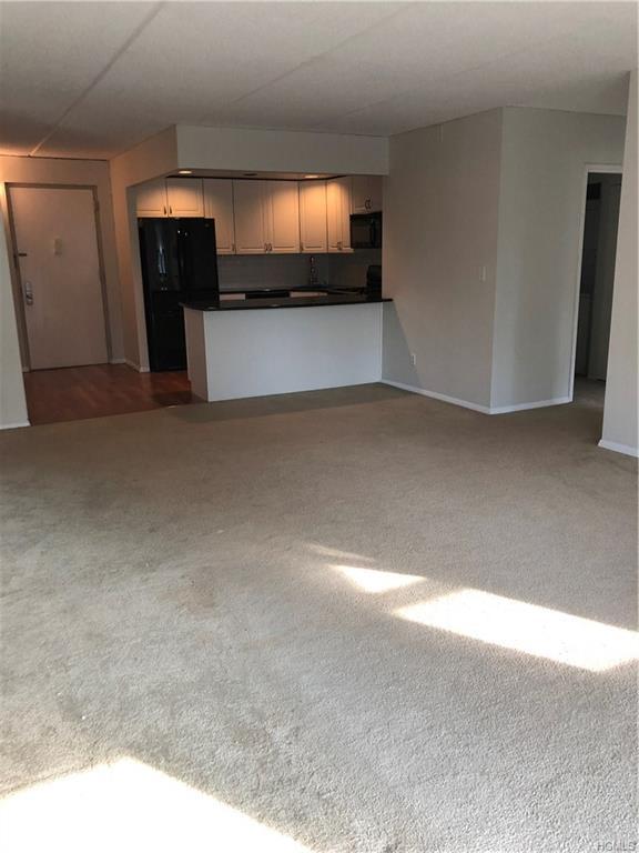 1376 Midland Avenue - Photo 1