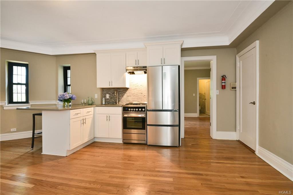14 Chatsworth Avenue - Photo 1