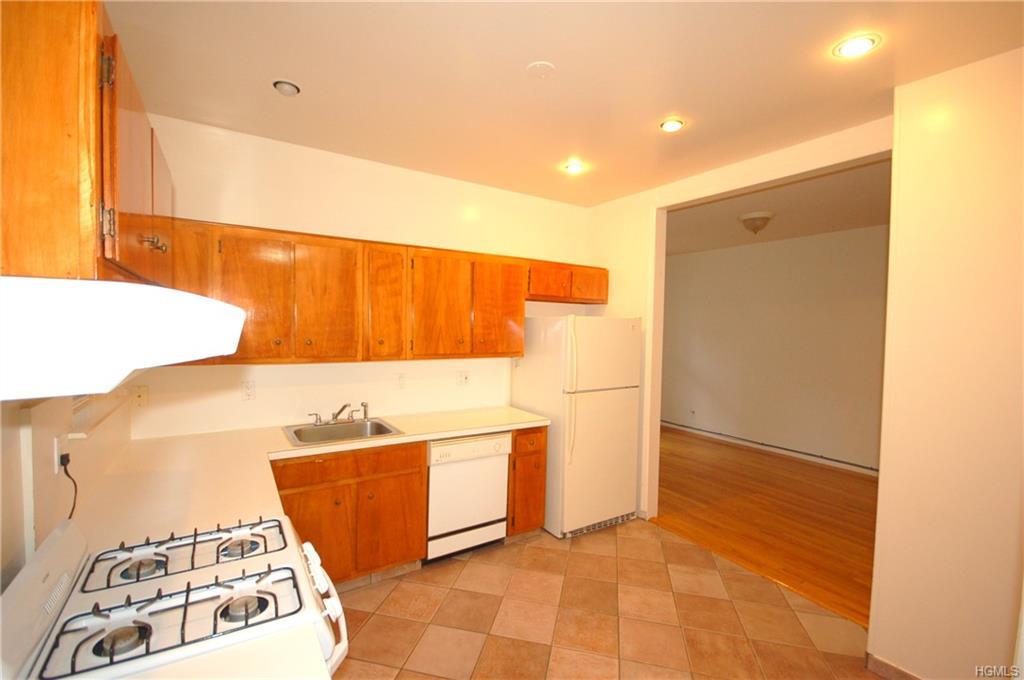 416 Locust Street - Photo 1