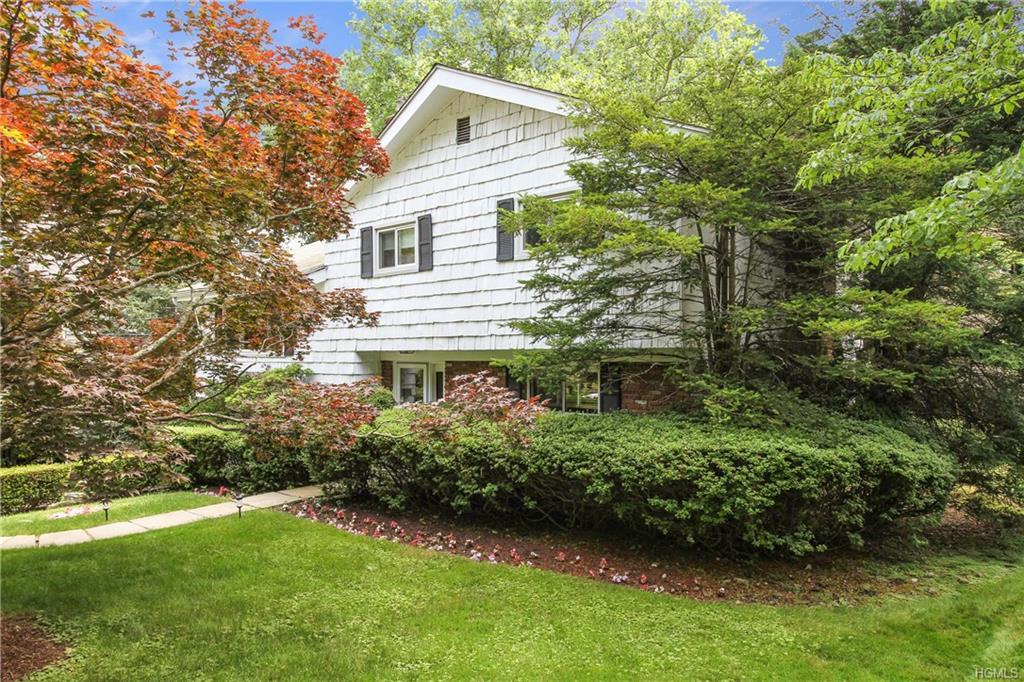 4 Thornwood Place - Photo 1