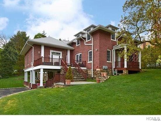 8 Berkley Drive - Photo 1