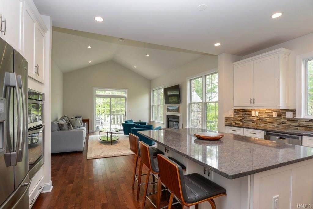 11 Hedges Court - Photo 1