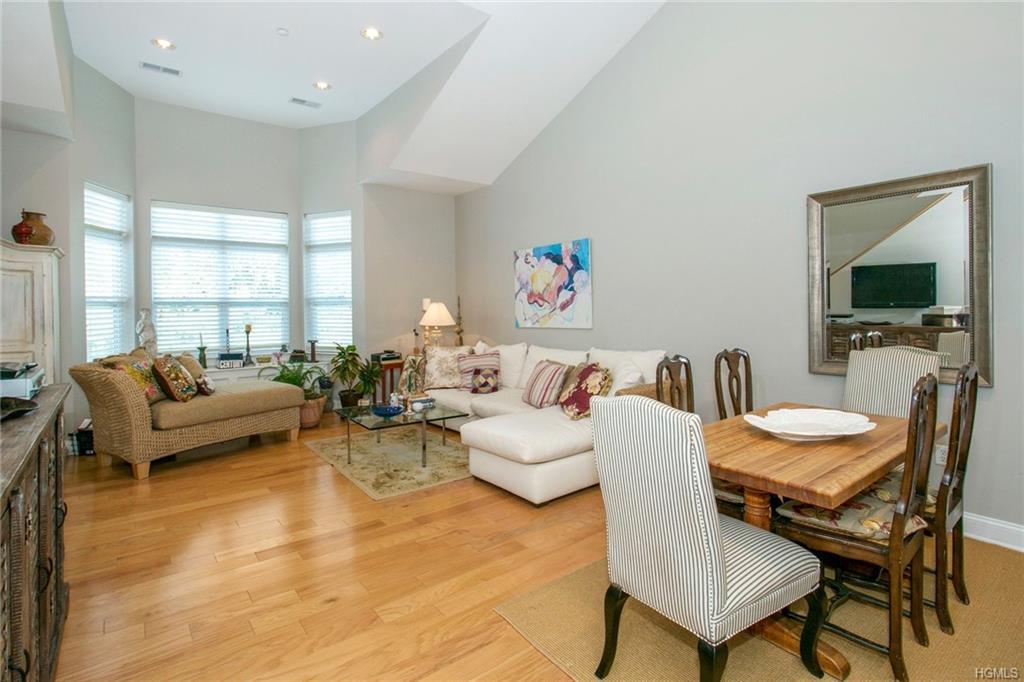 1411 Round Pointe - Photo 1
