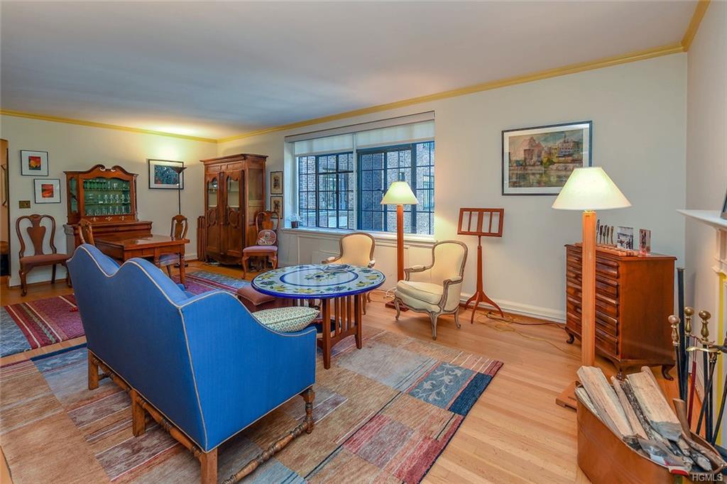 100 Ardsley Avenue - Photo 1