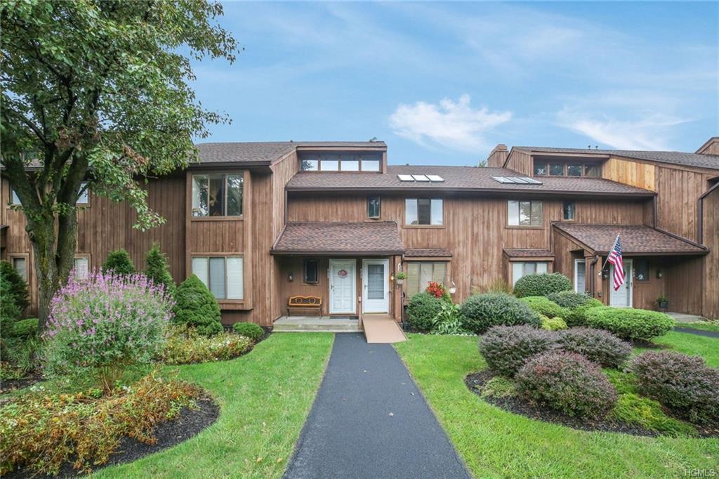 732 Panorama Drive - Photo 1