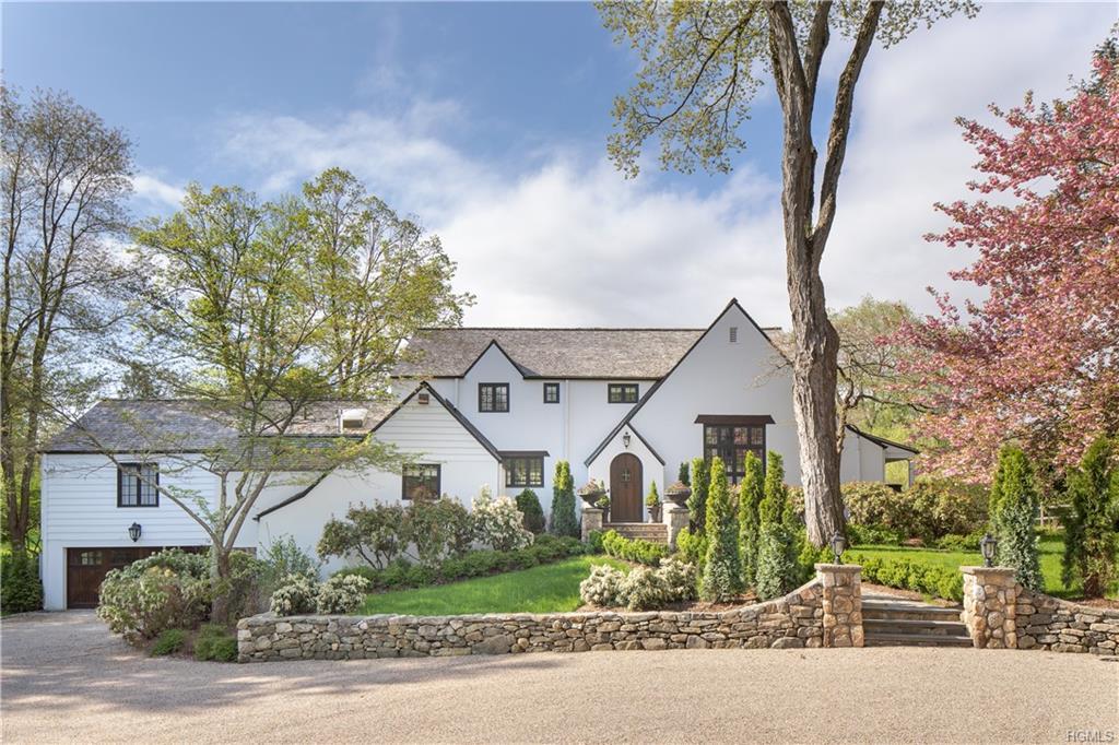 77 Pound Ridge Road - Photo 1
