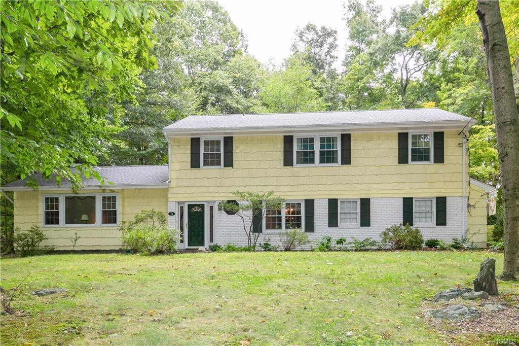 15 Surrey Lane - Photo 1