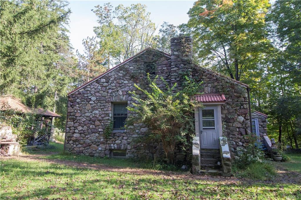 44 Eagle Street - Photo 1