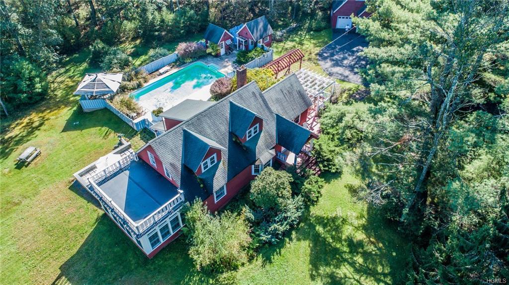 88 Hartung Road - Photo 1