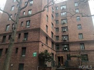 1460 Parkchester Road - Photo 1