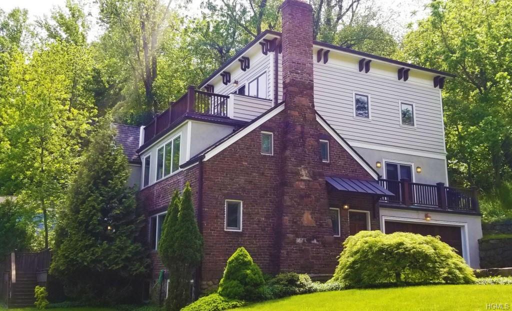 4 Hawthorne Place - Photo 1