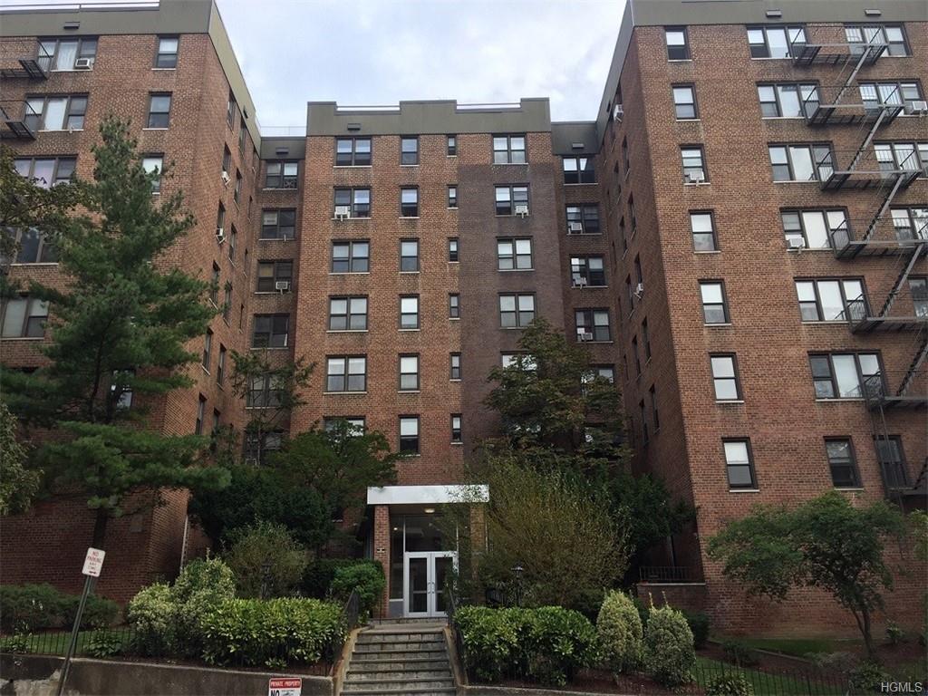 270 Broadway - Photo 1