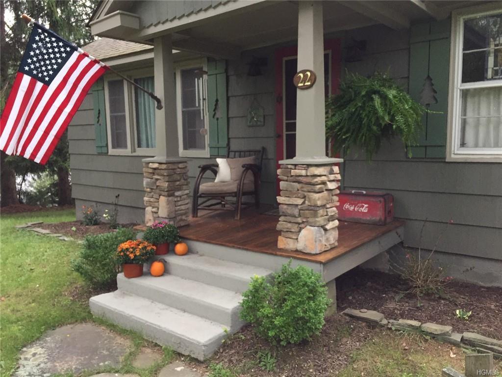 22 Beaver Brook Road - Photo 1