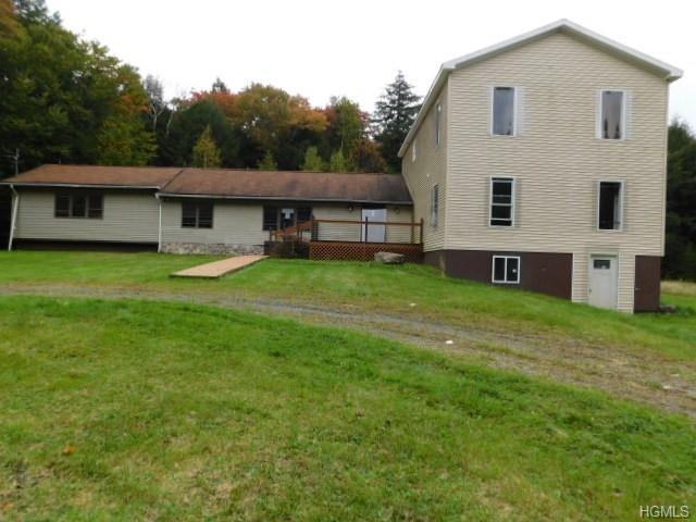 17 Spruce Lane - Photo 1