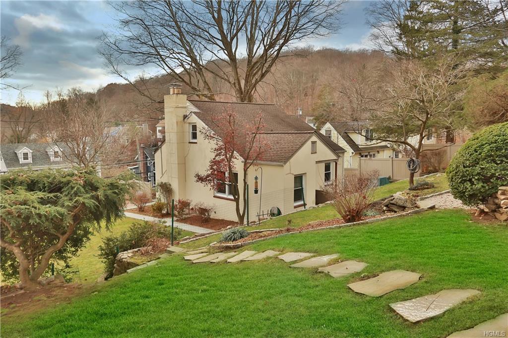 181 Pleasantville Road - Photo 1