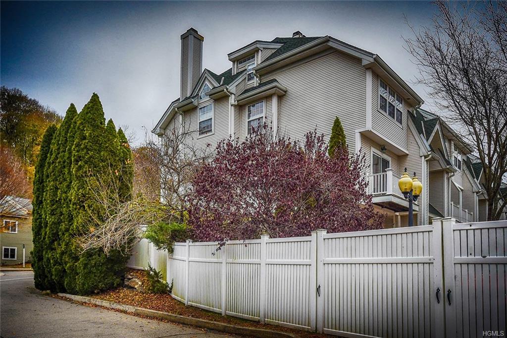 1 Lake Marie Lane - Photo 1