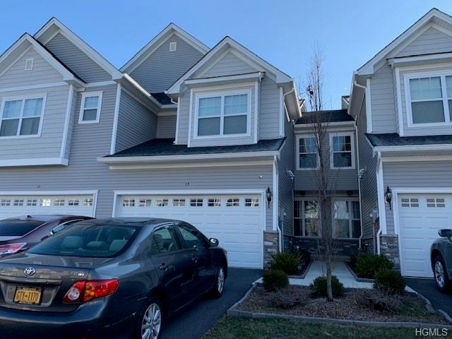 15 Lindentree Lane - Photo 1