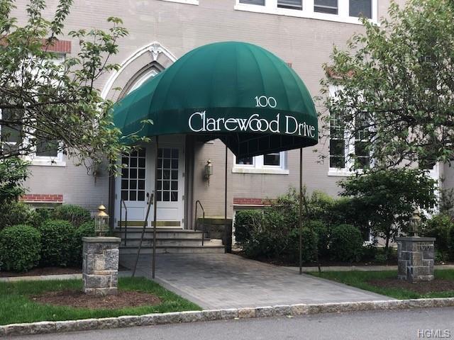 100 Clarewood Drive - Photo 1